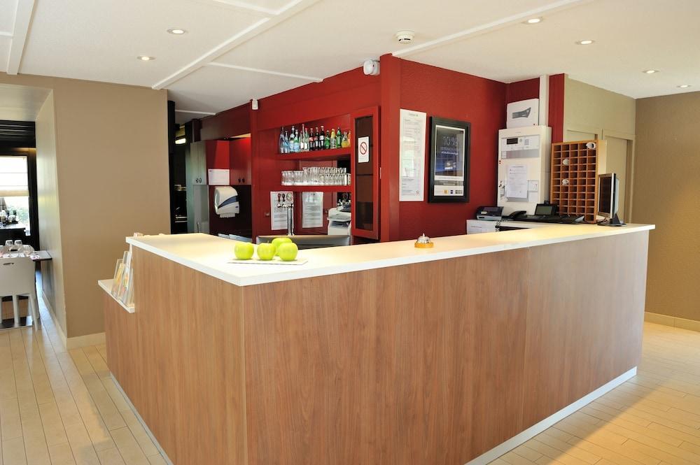 Campanile Cergy-pontoise Hotel 3*