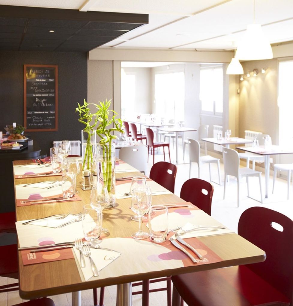Hotel Campanile Cergy-pontoise 3*